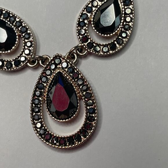 Madewell gold tone necklace signed costume jewelry charcoal gray stones rhinestn - Picture 3 of 16